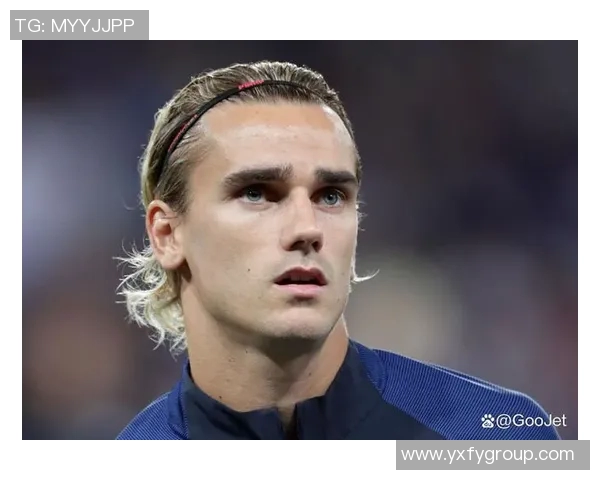 足球明星烫发染发造型盘点展现球场与时尚的双重魅力